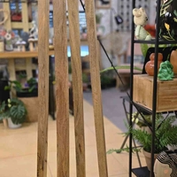 מנורת רגל עץ שי