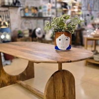 שולחן סלון U