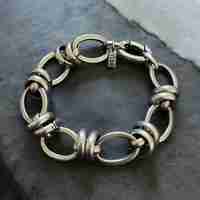 Adel bracelet