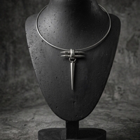 Mariselle choker
