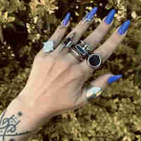 Lara ring