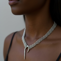 Fangs necklace