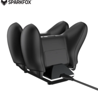 شاحن مزدوج لوحدات التحكم Xbox Series X / S