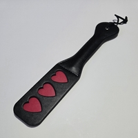 מצליפן דמוי עור לבבות