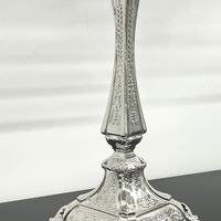 חנוכיה ליון רקוע