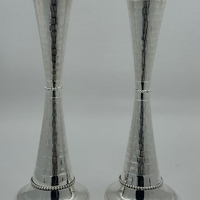 פמוט קונוס רקוע -פסים