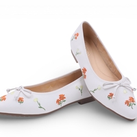 דגם סטלה פרחוני רקום