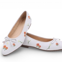 דגם סטלה פרחוני רקום