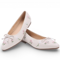 דגם סטלה פרחוני רקום