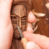 אומנות עבודת יד עץ לאנשי טיפול