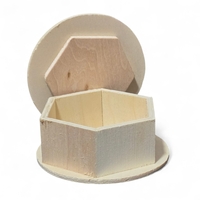 קופסת עץ משושה עם מכסה – קופסת עץ ליצירה, אחסון ועיצוב אישי DIY