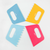 סט מסרקי טקסטורה לחימר, צבע או גבס סט 4 חלקים Mont Marte Texture Combs Signature