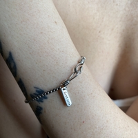 Silvery hand bracelet - Success charm