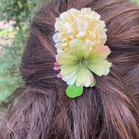 Flower hairclip - spring