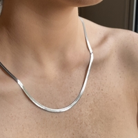 Silver plated flat necklace