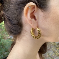 Golden color spine hoop earrings