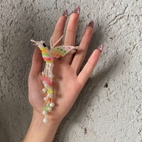 Beaded hummingbird - white