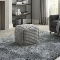 הדום פרוות פסים