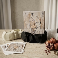 מעמד סידור עומד דמוי אבן