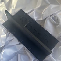 מתלה מפתחות שם משפחה בתוספת מגש עליון