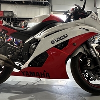 YAMAHA YZF-R6