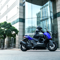 XMAX 125