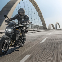 Z900
