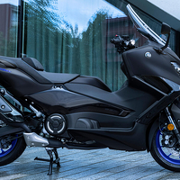 TMAX 560