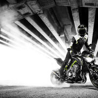 Z900