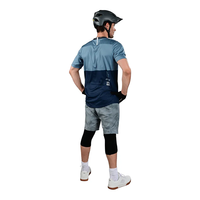 חולצת רכיבה FLOWLINE WINDWARD SHORT מבית TLD