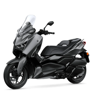 קטנוע הפרימיום +XMAX 300 Tech MAX
