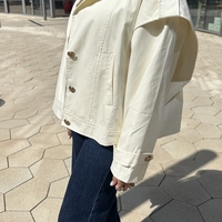 ג׳קט Cape Shoulder