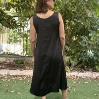 שמלת סאטן אלכס שחור