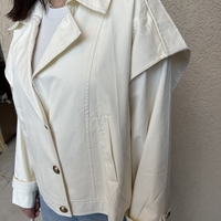 ג׳קט Cape Shoulder