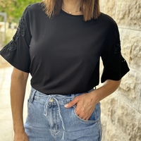 חולצת טי שרט קרושה