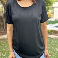 חולצת בייסיק אורן שחור