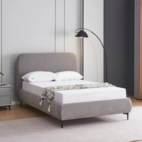 מיטה וחצי למזרן 120×190 מרופדת בד רחיץ 3D עם רגלי ברזל דגם קורין אפור