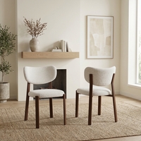 זוג כסאות לפינת אוכל מרופדים בד רחיץ דגם דורי רגל אגוז