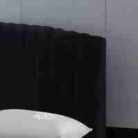 מיטה זוגית מעוצבת ריפוד בד רחיץ עם ארגז מצעים מעץ דגם זואי שחור