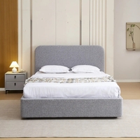 מיטה זוגית מעוצבת בריפוד בד בוקלה עם ארגז מצעים מעץ דגם נוגה אפור