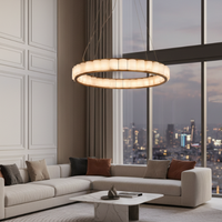 ולנסיה קולונדה | נברשת יוקרתית - עמודי אוניקס ופליז