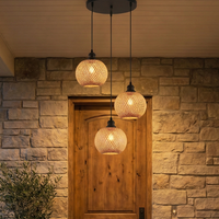 מנורת תלייה שלישייה 