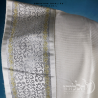 טלית 100% צמר תשבץ – פסים זהב - 504