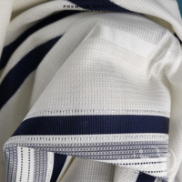 טלית 100% צמר תשבץ – פסים כחולים - 500