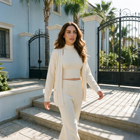 חליפת סריג הילה