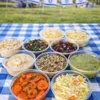 סט של עשרה סלטים קטנים (10*125 גר)