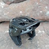 קסדה 3.4 ixs trigger x mips