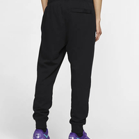 מכנסי נייק חורפיים לגברים | Nike Sportswear Club Pants