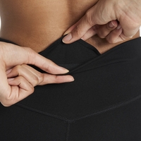 טייץ נייק לנשים | Nike Dri-FIT One Icon Clash Mid-Rise Graphic Leggings