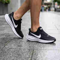 נעלי נייק לגברים | Nike Revolution 8 Easyon